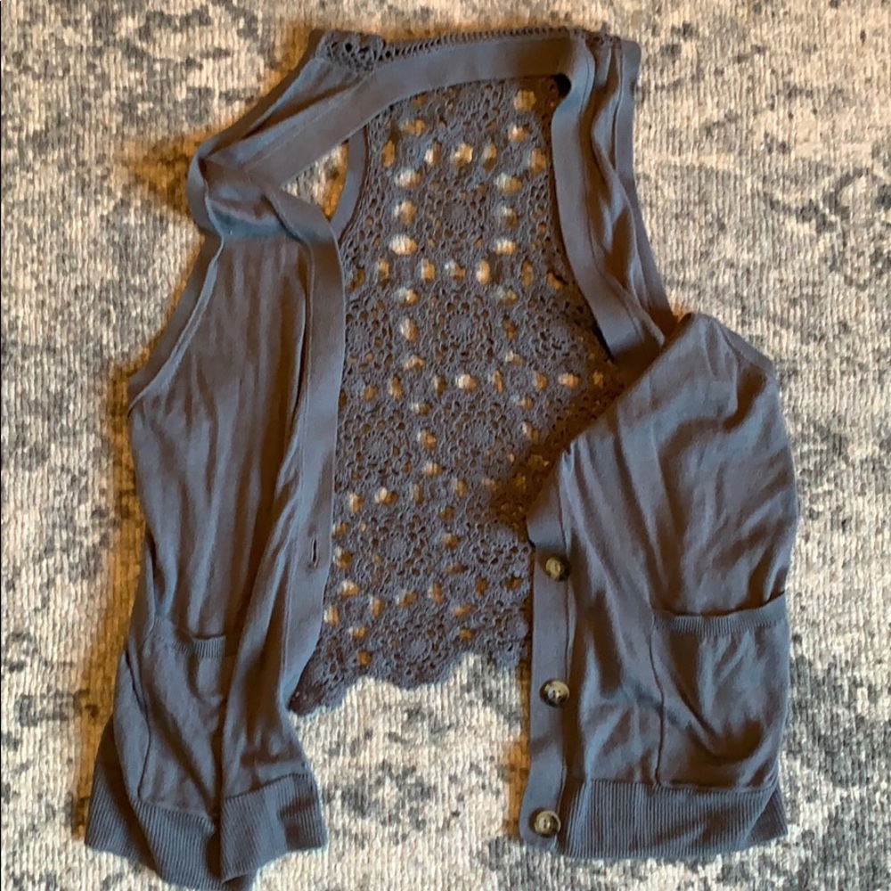 AE Vest